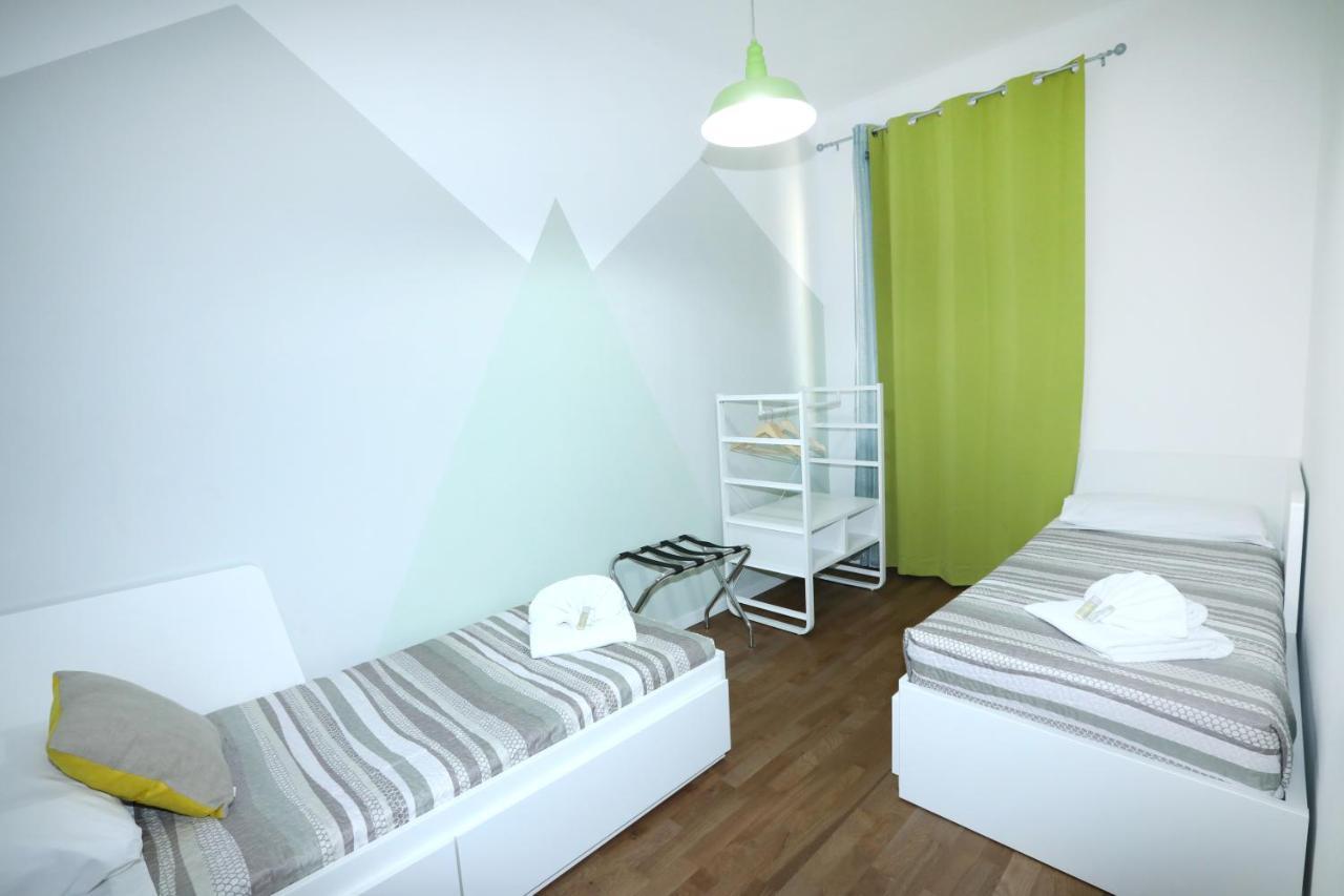 Unique Luxury Apartment And Rooms Rome Bagian luar foto